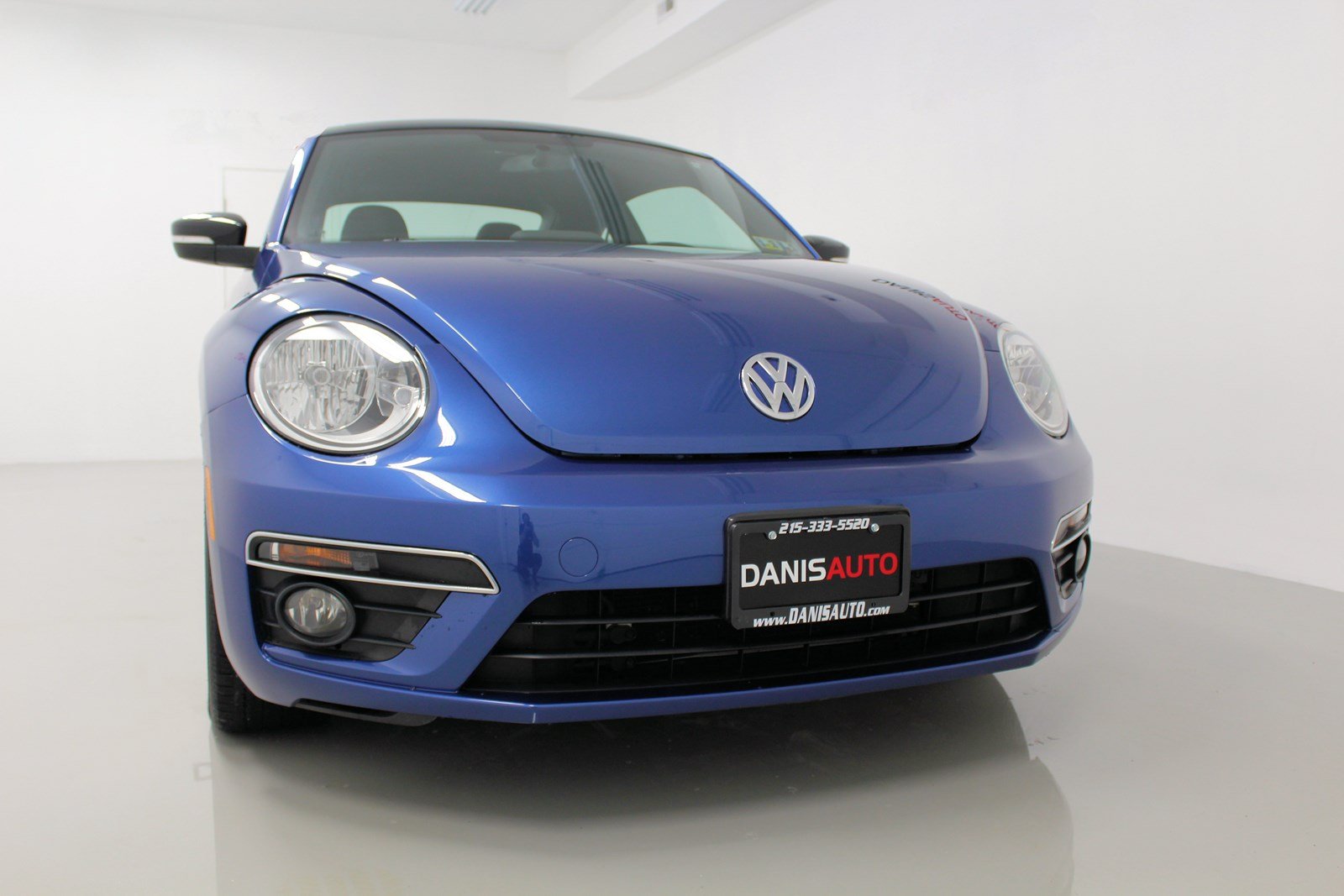 Pre-owned 2014 Volkswagen Beetle Coupe 2.0t Turbo R-line Hatchback In 