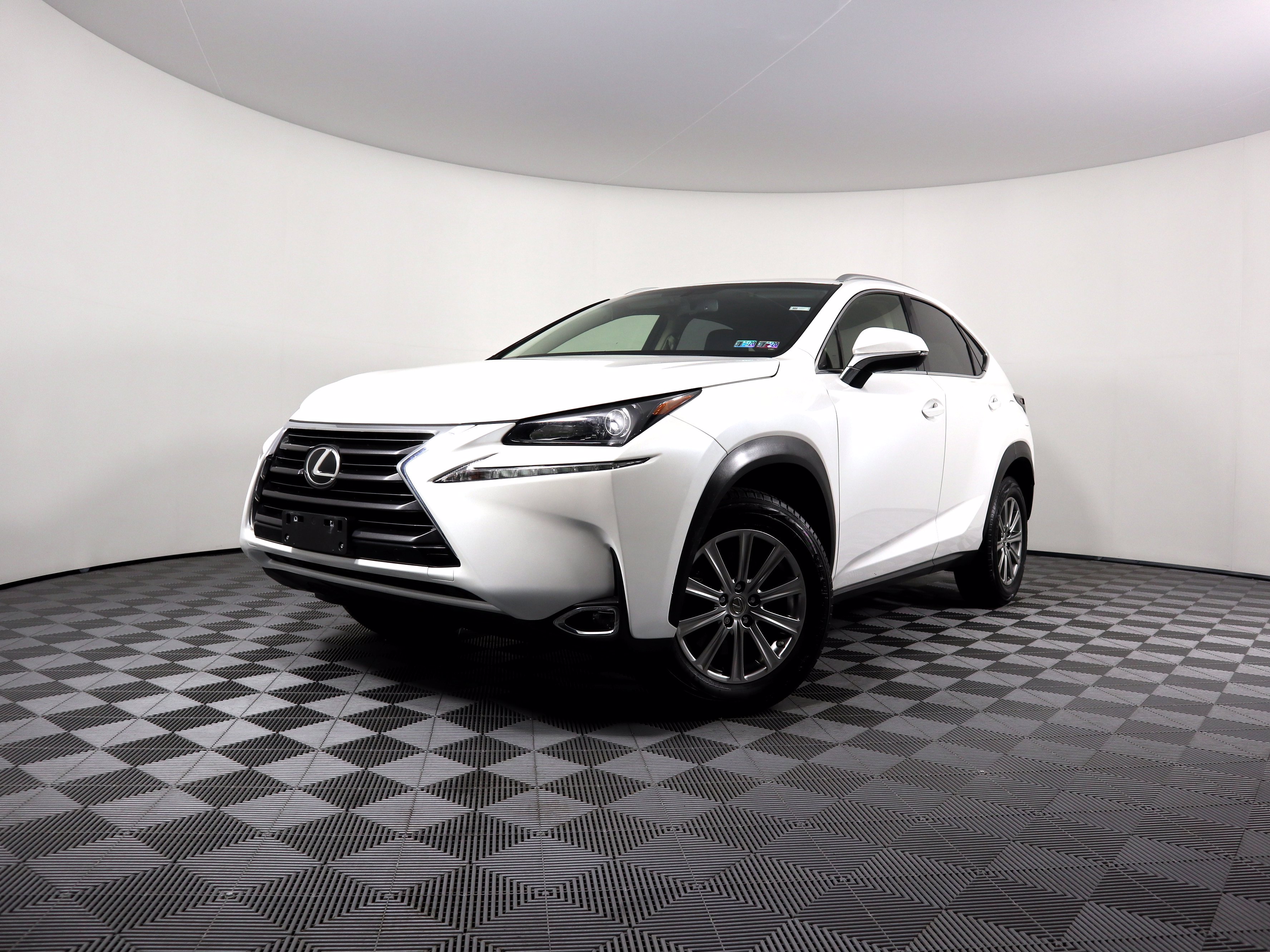 Drom nx lexus